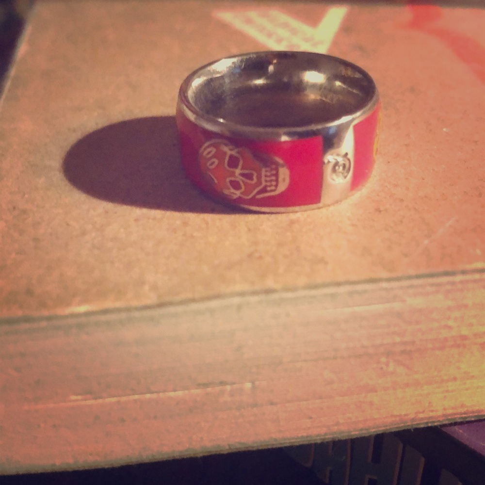 Alexander McQueen Ring